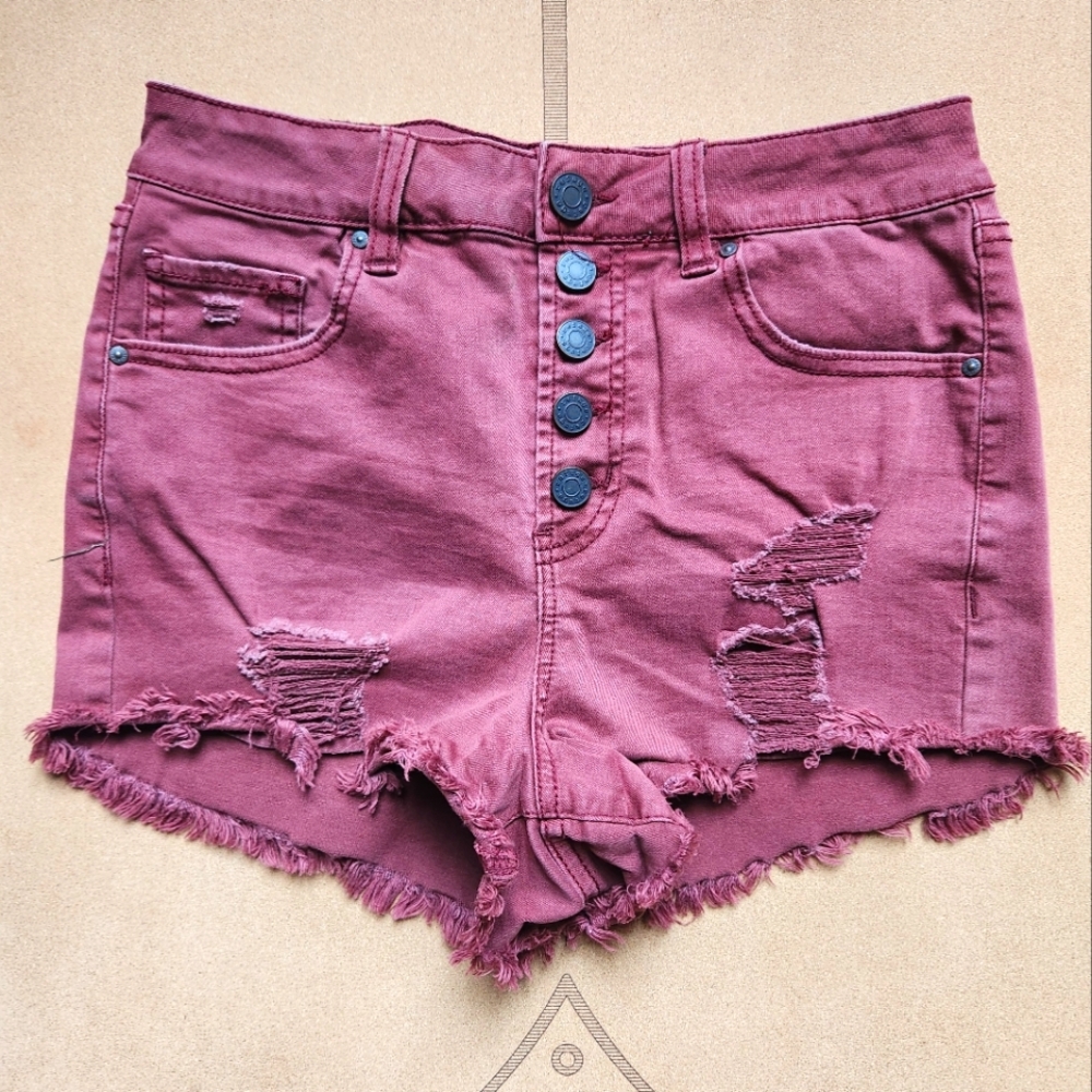 💜 Distressed Denim High Waist Shorts Size 4 Refuge